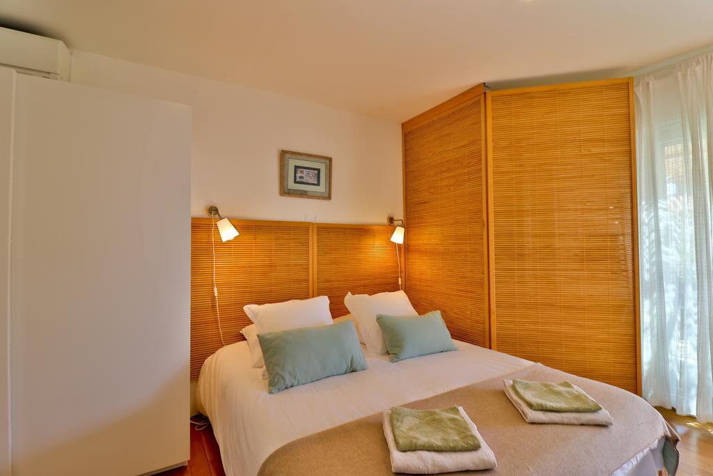 Les D'hotes Du Grand Mornas 2*