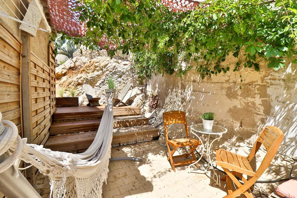 Les D'hotes Du Grand Mornas Bed & Breakfast Carry-le-Rouet